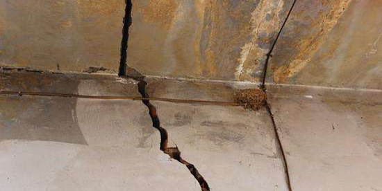 房屋裂缝